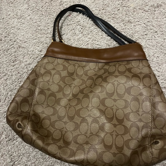 Coach shoulder bag - Picture 2 of 8